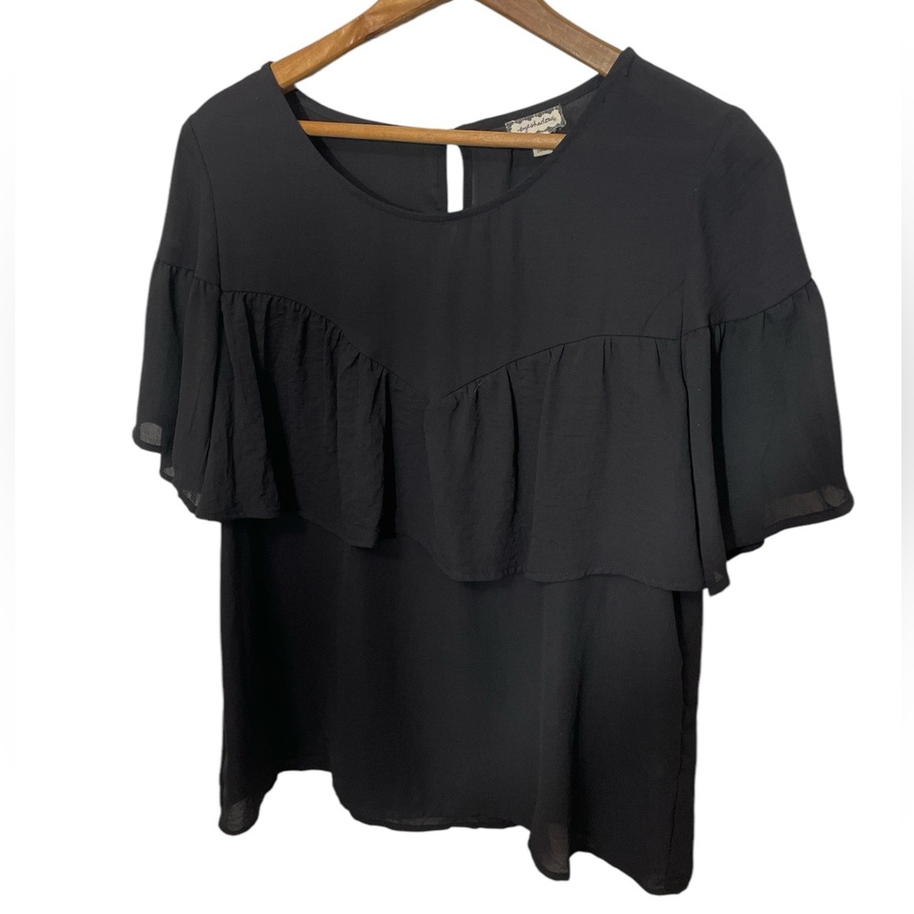 H5 - black beautiful Large Eyeshadow brand dressy blouse top